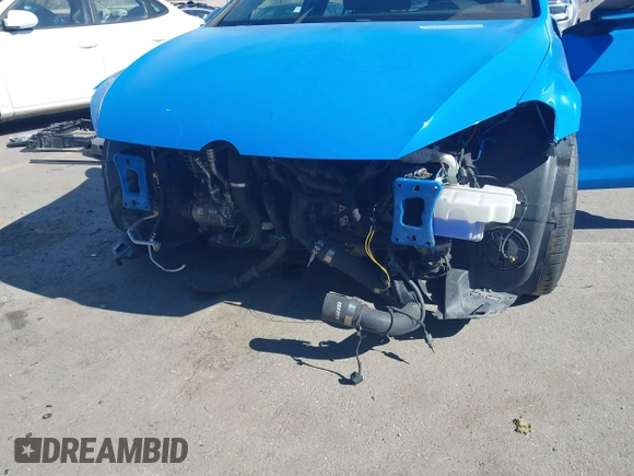 2019 Volkswagen GTI S с VIN 3VW5T7AU6KM015834, выставлен на аукционе IAAI как лот 41654449 с пробегом 81 182 миль миль и . История ставок и продаж доступна на DreamBid. Изображение 6.
