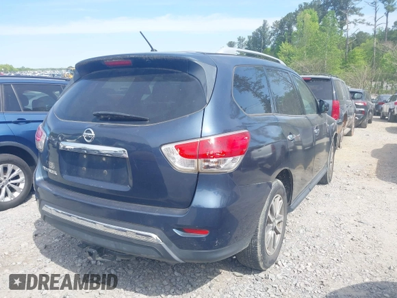 2015 Nissan Pathfinder SL with VIN 5N1AR2MN2FC670289, listed as a IAAI auction lot 42026083 with 153,933 mi miles and . Bid and sale history available at DreamBid. Image 4.