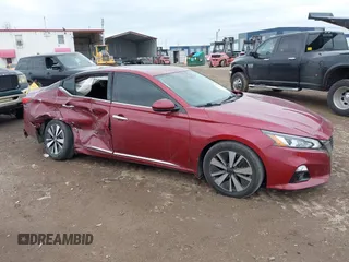 2019 Nissan Altima SV z VIN 1N4BL4DV6KC136296, wystawiony jako IAAI lot #41709858 z przebiegiem 92 038 mil mil oraz . Historia ofert i sprzedaży dostępna na DreamBid. Obrazek 12.