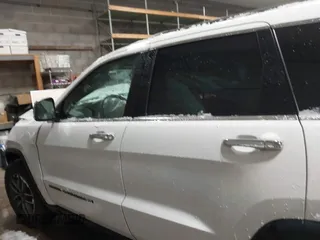 2022 Jeep Grand Cherokee Limited z VIN 1C4RJFBG8NC165785, wystawiony jako IAAI lot #41608703 z przebiegiem 24 597 mil mil oraz . Historia ofert i sprzedaży dostępna na DreamBid. Obrazek 14.
