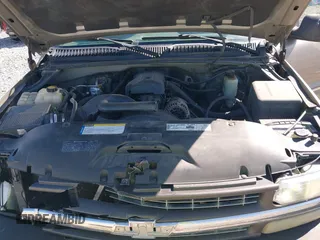 2000 Chevrolet Silverado 1500 with VIN 1GCEC14V1YZ105095, listed as a IAAI auction lot 42059944 with 245,089 mi miles and . Bid and sale history available at DreamBid. Image 10.