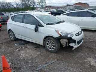 2013 Hyundai Accent GL with VIN KMHCT5AEXDU068215, listed as a IAAI auction lot 41922280 with 159,978 mi miles. Bid and sale history available at carsss.com. Image 1.