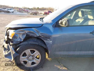 2011 Toyota RAV4 with VIN 2T3BF4DV1BW085191, listed as a IAAI auction lot 41304241 with 207,238 mi miles. Bid and sale history available at carsss.com. Image 6.