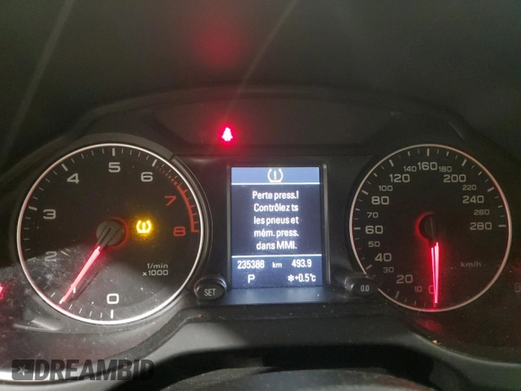 2011 Audi Q5 Premium Plus с VIN WA1VFCFP7BA061718, выставлен на аукционе Copart как лот 42304985 с пробегом 235 388 миль миль и Списание • Salvage title. История ставок и продаж доступна на DreamBid. Изображение 9.