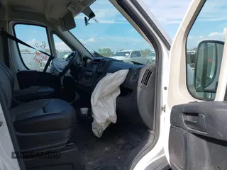 2017 Ram ProMaster Cargo with VIN 3C6TRVDG0HE522046, listed as a IAAI auction lot 41903792 with 352,102 mi miles and . Bid and sale history available at carsss.com. Image 5.