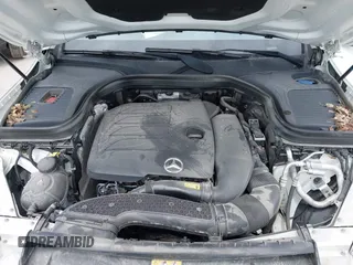 2021 Mercedes-Benz GLC 300 z VIN W1N0G8DB7MF987844, wystawiony jako IAAI lot #42460202 z przebiegiem 39 784 mil mil oraz . Historia ofert i sprzedaży dostępna na DreamBid. Obrazek 10.