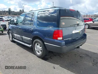 2004 Ford Expedition Special Service with VIN 1FMFU16L24LA56074, listed as a IAAI auction lot 41803262 with 86,169 mi miles. Bid and sale history available at carsss.com. Image 3.
