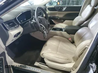 2017 Lincoln Continental Reserve with VIN 1LN6L9NP0H5602824, listed as a Copart auction lot 61150535 with 112,440 mi miles and Salvage title. Bid and sale history available at DreamBid. Image 7.