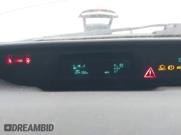 2004 Toyota Prius with VIN JTDKB20U840093681, listed as a IAAI auction lot 41861616 with 124,136 mi miles. Bid and sale history available at carsss.com. Image 7.