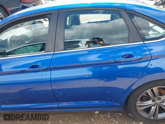 2024 Volkswagen Jetta SE with VIN 3VWEM7BU9RM007894, listed as a IAAI auction lot 42116799 with 35,023 mi miles and . Bid and sale history available at DreamBid. Image 13.