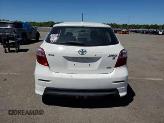 2009 Toyota Matrix S z VIN 2T1LE40E99C004312, wystawiony jako Copart lot #57679935 z przebiegiem 149 608 mil mil oraz Tytuł czysty. Historia ofert i sprzedaży dostępna na DreamBid. Obrazek 6.