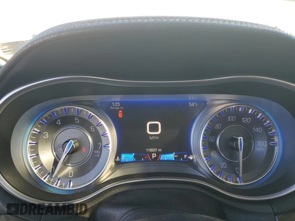 2015 Chrysler 300 C with VIN 2C3CCAET9FH922210, listed as a Copart auction lot 80310864 with 118,931 mi miles and Salvage Title. Bid and sale history available at DreamBid. Image 9.