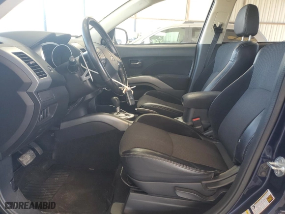 2013 Mitsubishi Outlander SE with VIN JA4JT3AW1DU020878, listed as a Copart auction lot 50308775 with 121,805 mi miles and Salvage Title. Bid and sale history available at carsss.com. Image 7.