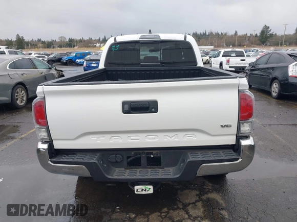 2021 Toyota Tacoma 4WD SR5 with VIN 3TMDZ5BN6MM108851, listed as a IAAI auction lot 41513057 with 25,261 mi miles. Bid and sale history available at carsss.com. Image 16.