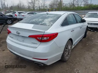 2015 Hyundai Sonata 2.4L Sport with VIN 5NPE34AF4FH117437, listed as a IAAI auction lot 42040653 with 265,603 mi miles. Bid and sale history available at carsss.com. Image 4.