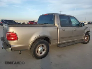 2003 Ford F-150 XLT with VIN 1FTRW07L03KA85176, listed as a Copart auction lot 50539415 with 268,175 mi miles and Salvage Title. Bid and sale history available at carsss.com. Image 3.