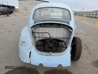 1968 Volkswagen Beetle with VIN 118774812, listed as a Copart auction lot 84677834 with 16,098 mi miles and Clean Title. Bid and sale history available at DreamBid. Image 6.