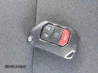 2024 Jeep Wrangler Willys z VIN 1C4RJXN67RW169632, wystawiony jako IAAI lot #42074574 z przebiegiem 18 714 mil mil oraz . Historia ofert i sprzedaży dostępna na DreamBid. Obrazek 11.