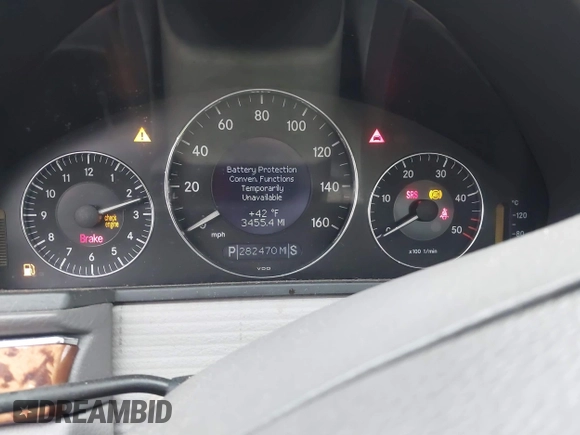 2005 Mercedes-Benz E-Class 3.2L CDI with VIN WDBUF26JX5A540368, listed as a IAAI auction lot 41424407 with 282,470 mi miles. Bid and sale history available at carsss.com. Image 7.