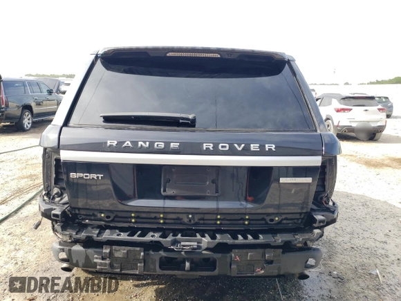 2012 Land Rover Range Rover Sport HSE Lux with VIN SALSK2D44CA722137, listed as a Copart auction lot 55095065 with 109,652 mi miles and Salvage Title. Bid and sale history available at DreamBid. Image 6.