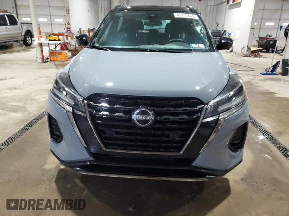 2023 Nissan Kicks SR with VIN 3N1CP5DV1PL506450, listed as a Copart auction lot 45346485 with 28,194 mi miles and Salvage Title. Bid and sale history available at DreamBid. Image 5.