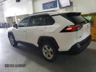 2020 Toyota RAV4 XLE with VIN 2T3P1RFV5LC081579, listed as a Copart auction lot 62192315 with 101,011 mi miles and Clean title. Bid and sale history available at DreamBid. Image 2.