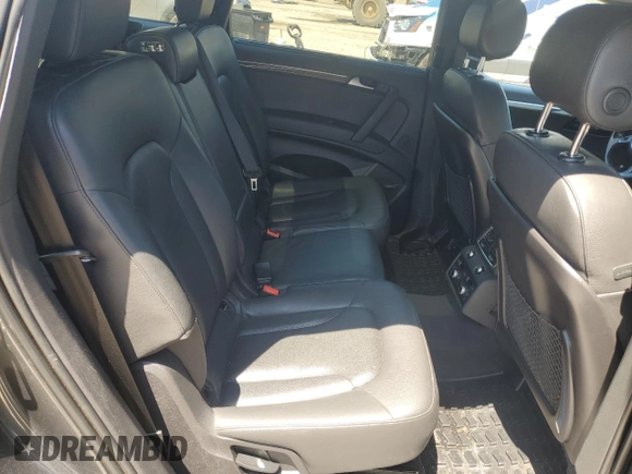 2015 Audi Q7 S line Prestige z VIN WA1DGAFE9FD008020, wystawiony jako Copart lot #56823245 z przebiegiem 162 087 mil mil oraz Szkoda całkowita • Salvage title. Historia ofert i sprzedaży dostępna na DreamBid. Obrazek 10.