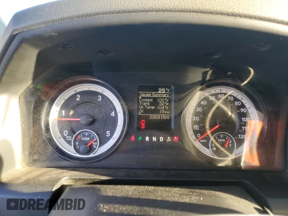2015 Ram 2500 Tradesman with VIN 3C6UR5HL5FG503358, listed as a Copart auction lot 86611164 with 226,915 mi miles and Salvage title. Bid and sale history available at DreamBid. Image 9.