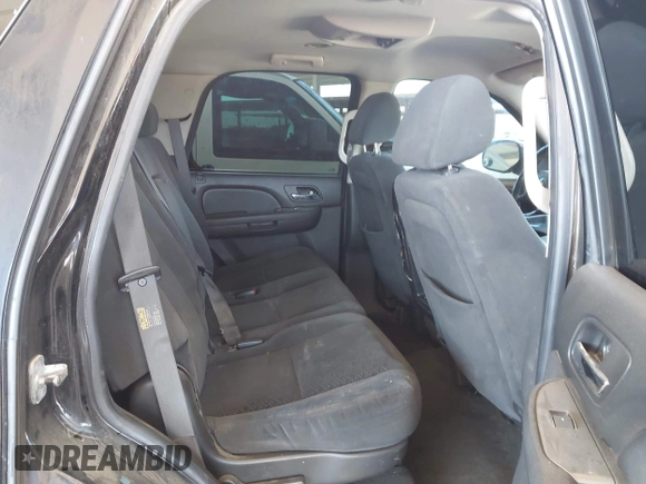 2007 Chevrolet Tahoe LS with VIN 1GNFC13C07R266418, listed as a IAAI auction lot 42435750 with 321,712 mi miles and . Bid and sale history available at DreamBid. Image 8.