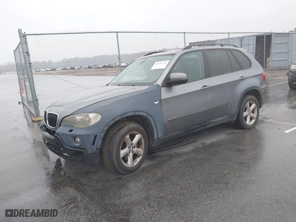 2009 BMW X5 30i with VIN 5UXFE43579L271366, listed as a IAAI auction lot 41831724 with 129,107 mi miles. Bid and sale history available at carsss.com. Image 2.