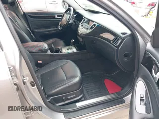 2013 Hyundai Genesis 3.8L with VIN KMHGC4DD1DU245412, listed as a IAAI auction lot 42133286 with 184,151 mi miles and . Bid and sale history available at DreamBid. Image 5.