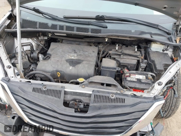 2012 Toyota Sienna LE with VIN 5TDJK3DC0CS046420, listed as a IAAI auction lot 41626308 with 108,517 mi miles. Bid and sale history available at carsss.com. Image 10.
