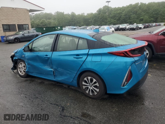 2022 Toyota Prius LE with VIN JTDKAMFP5N3225862, listed as a Copart auction lot 60134975 with 30,913 mi miles and Salvage title. Bid and sale history available at DreamBid. Image 2.