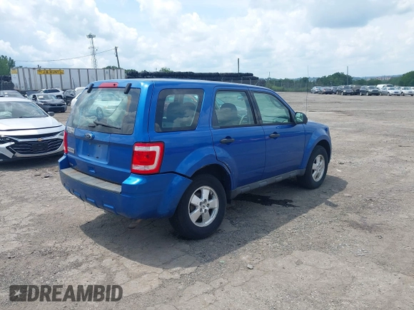 2011 Ford Escape XLS with VIN 1FMCU9C71BKC61798, listed as a IAAI auction lot 42692992 with 206,061 mi miles and . Bid and sale history available at DreamBid. Image 4.