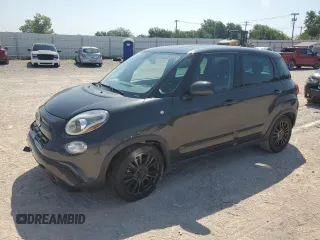 2019 FIAT 500L Trekking with VIN ZFBNFADH4KZ042473, listed as a Copart auction lot 68453534 with 105,532 mi miles and Salvage Title. Bid and sale history available at carsss.com. Image 1.
