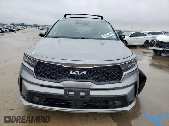 2023 Kia Sorento EX z VIN KNDRHDLG9P5223960, wystawiony jako Copart lot #45123105 z przebiegiem 84 581 mil mil oraz Szkoda całkowita • Salvage title. Historia ofert i sprzedaży dostępna na DreamBid. Obrazek 5.