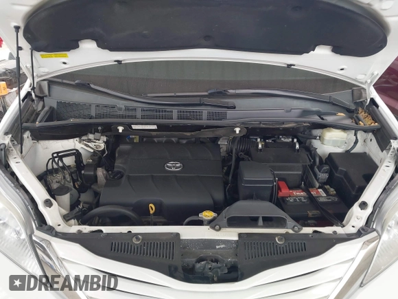 2016 Toyota Sienna LE AAS with VIN 5TDKK3DC3GS706606, listed as a IAAI auction lot 41640543 with 201,316 mi miles. Bid and sale history available at carsss.com. Image 10.