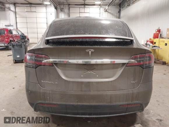 2016 Tesla Model X 70D with VIN 5YJXCBE27GF004974, listed as a IAAI auction lot 41630556 with 167,709 mi miles. Bid and sale history available at carsss.com. Image 17.