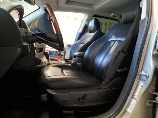 2010 Chrysler 300 with VIN 2C3CA6CT3AH155503, listed as a Copart auction lot 82003684 with 87,241 mi miles and Salvage Title. Bid and sale history available at carsss.com. Image 7.