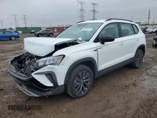 2024 Volkswagen Taos S z VIN 3VV5X7B28RM090079, wystawiony jako Copart lot #48241615 z przebiegiem 10 444 mil mil oraz Szkoda całkowita • Salvage title. Historia ofert i sprzedaży dostępna na DreamBid. Obrazek 1.