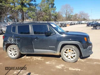 2018 Jeep Renegade Latitude z VIN ZACCJABB8JPJ60781, wystawiony jako IAAI lot #41411050 z przebiegiem 72 236 mil mil oraz . Historia ofert i sprzedaży dostępna na DreamBid. Obrazek 13.