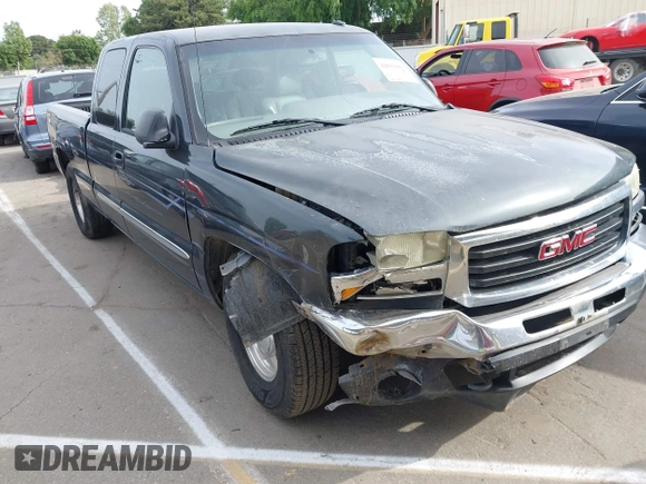 2003 GMC Sierra 1500 SLT with VIN 2GTEC19TX31404836, listed as a IAAI auction lot 42011067 with 233,458 mi miles and . Bid and sale history available at carsss.com. Image 1.