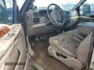 2000 Ford F-250 XL with VIN 1FTNX21F1YEA83615, listed as a Copart auction lot 49978775 with 198,382 mi miles and Salvage title. Bid and sale history available at DreamBid. Image 8.