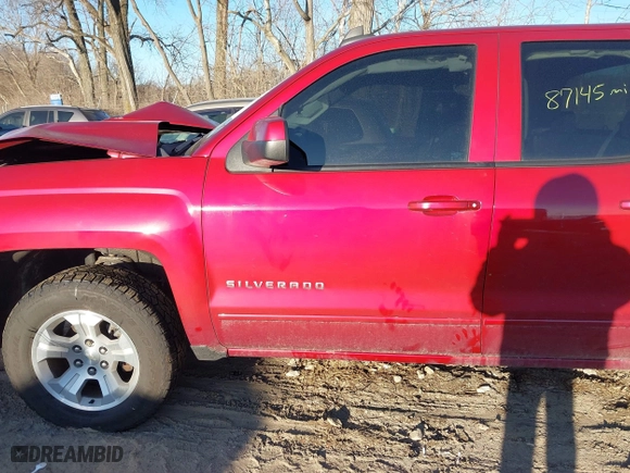 2018 Chevrolet Silverado 1500 LT with VIN 1GCVKREC0JZ177104, listed as a IAAI auction lot 41431324 with 87,145 mi miles. Bid and sale history available at carsss.com. Image 14.