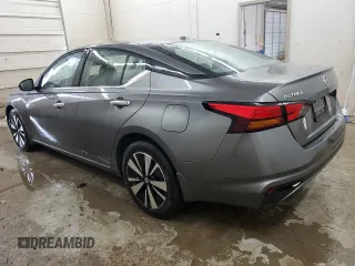 2019 Nissan Altima SV z VIN 1N4BL4DW9KN301934, wystawiony jako Copart lot #59717785 z przebiegiem 162 905 mil mil oraz Szkoda całkowita • Salvage title. Historia ofert i sprzedaży dostępna na DreamBid. Obrazek 2.