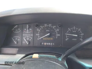 1997 Ford F-250 с VIN 1FTHX26H4VEA03307, выставлен на аукционе IAAI как лот 42491659 с пробегом 177 624 миль миль и . История ставок и продаж доступна на DreamBid. Изображение 7.