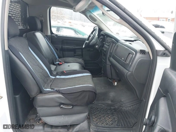 2002 Dodge Ram 1500 with VIN 1D7HA16N72J250251, listed as a IAAI auction lot 41527456 with 218,870 mi miles. Bid and sale history available at carsss.com. Image 5.