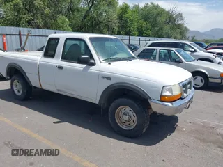 2000 Ford Ranger XLT with VIN 1FTZR15X3YPA63024, listed as a IAAI auction lot 42772260 with 125,367 mi miles and . Bid and sale history available at DreamBid. Image 1.