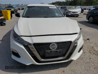 2019 Nissan Altima SR with VIN 1N4BL4CV4KC144303, listed as a Copart auction lot 50782675 with 47,400 mi miles and Salvage Title. Bid and sale history available at DreamBid. Image 5.
