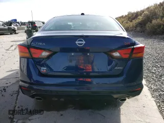2024 Nissan Altima 2.5 SR with VIN 1N4BL4CWXRN387072, listed as a Copart auction lot 79473404 with 13,712 mi miles and Salvage Title. Bid and sale history available at carsss.com. Image 6.